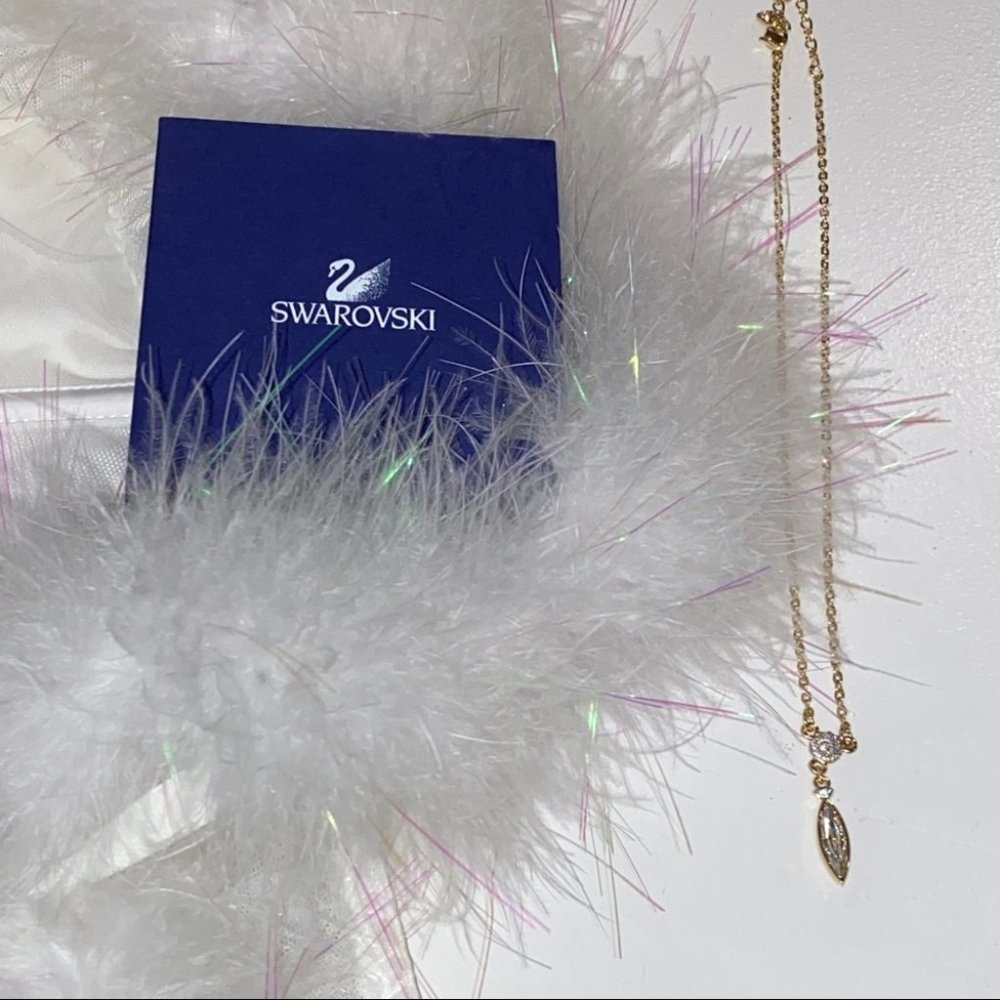 Gold Swarovski‎ Genuine Crystals Necklace - Picture 3 of 9